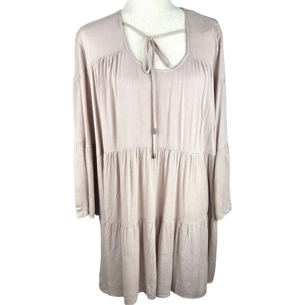 Doe & Rae NWT Flared Sleeve Dress